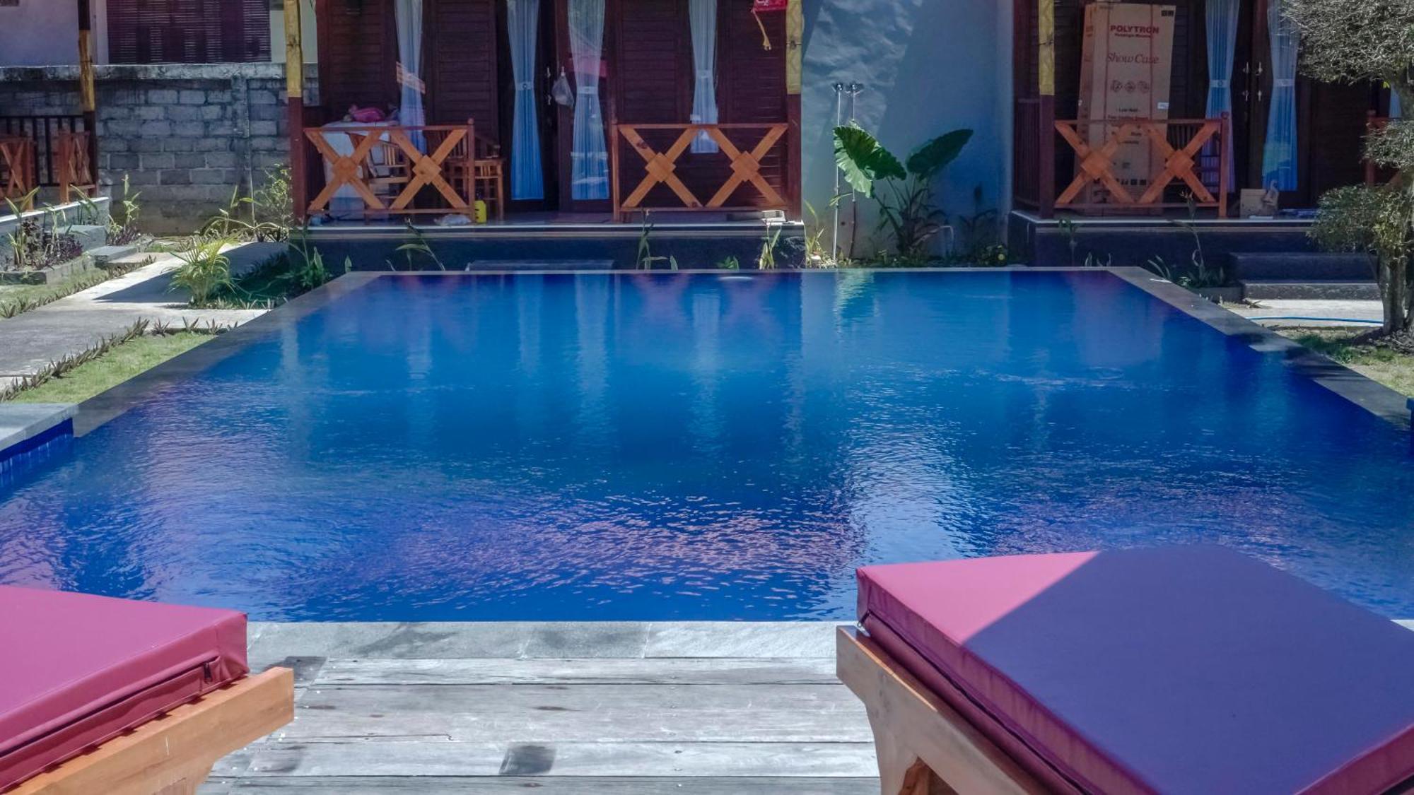 Arjuna Bungalow Batununggul Room photo