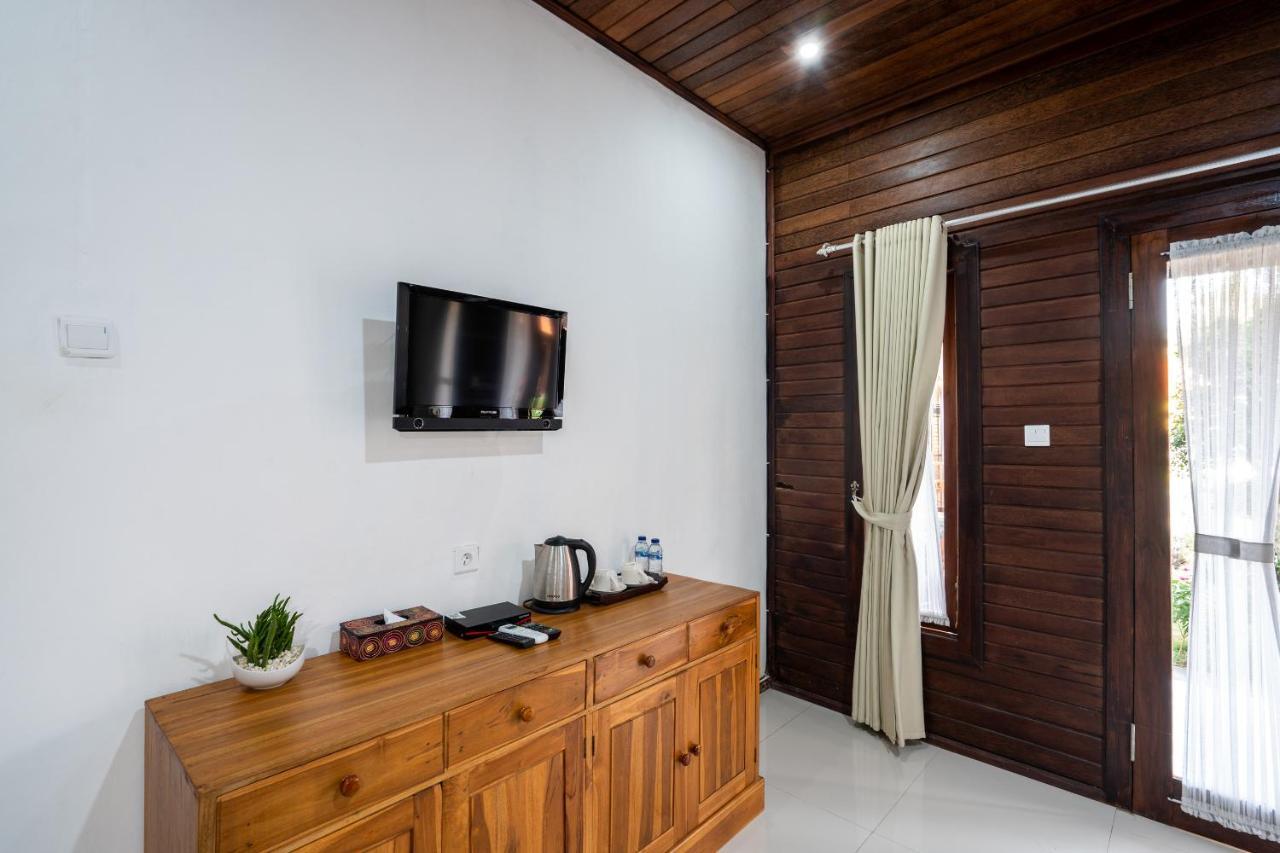 Arjuna Bungalow Batununggul Exterior photo