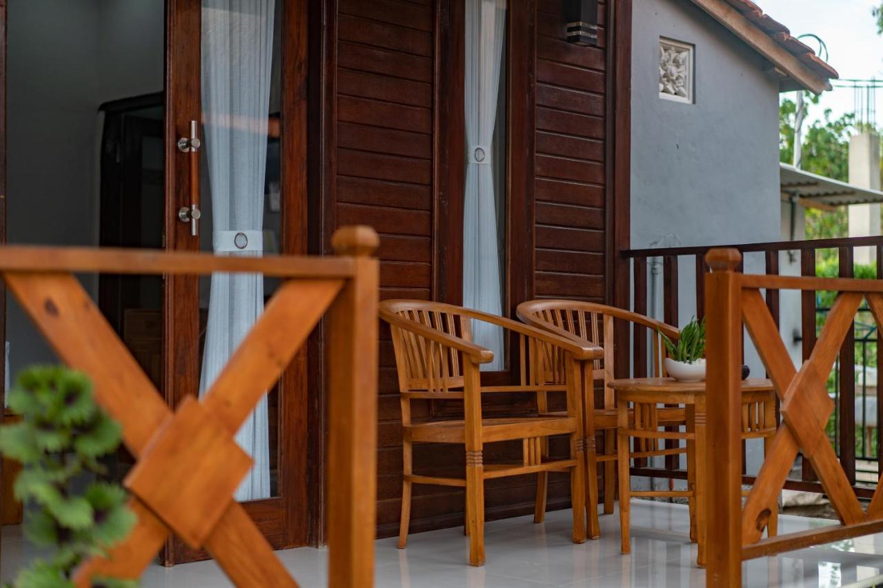 Arjuna Bungalow Batununggul Exterior photo